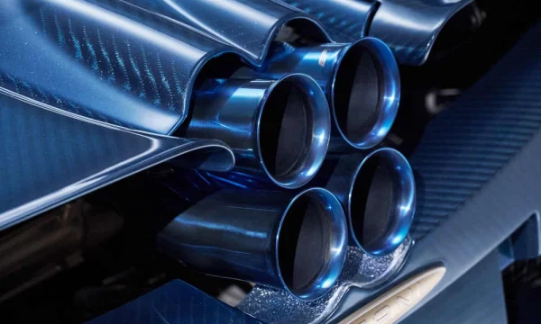 Pagani-Huayra-Epitome_9_Dettaglio-scarichi